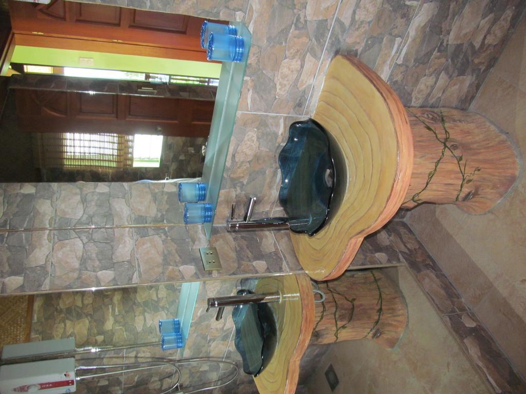 Parrot Paradise Resort Boljoon Habitación foto