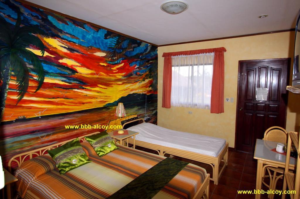 Parrot Paradise Resort Boljoon Habitación foto