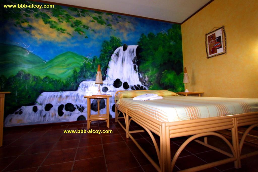 Parrot Paradise Resort Boljoon Habitación foto